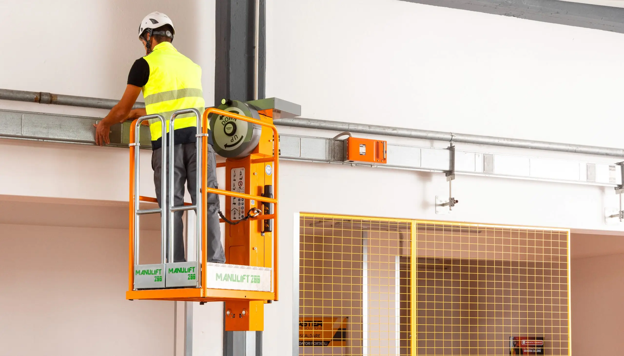 Manulift 200 low level access platform